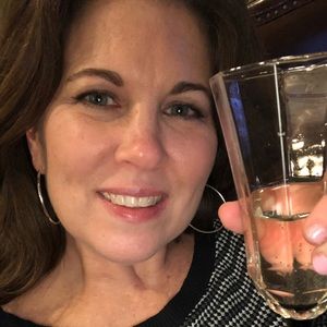 Meet your Posher, Tina